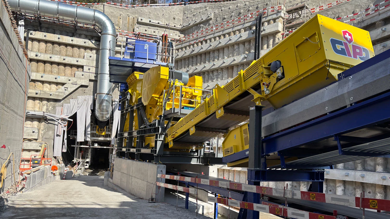 GIPO Förderband und Aufbereitungsmodul im Tunnelbau-Einsatz